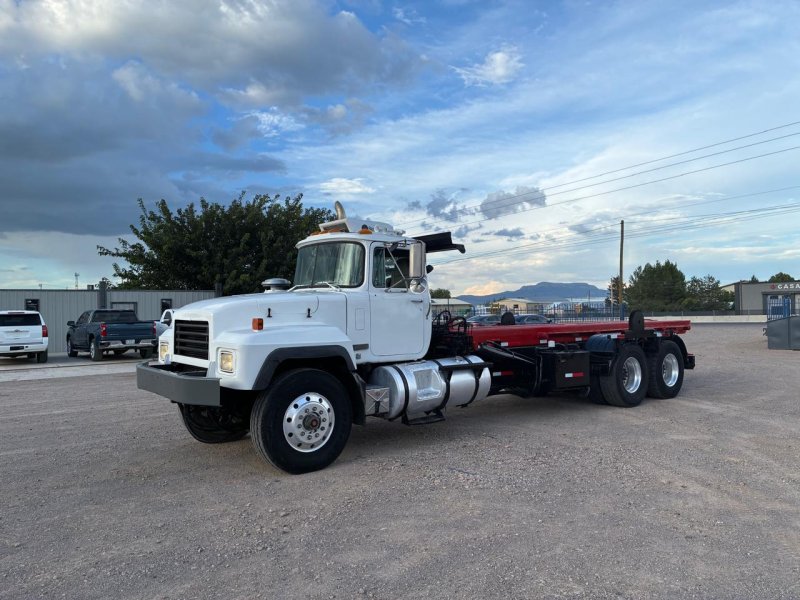 Camion Roll Off